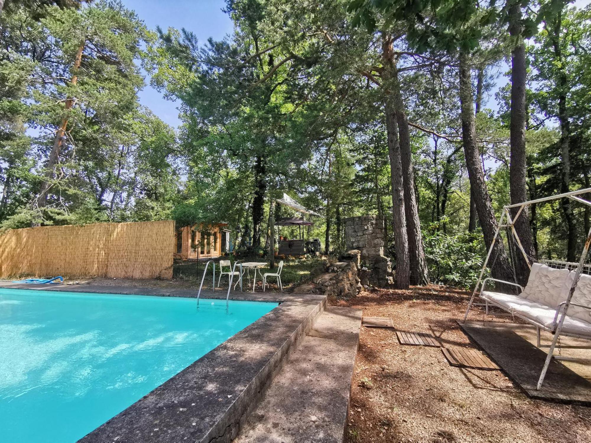 Cabanon Dans Un Ecrin De Verdure Callian  Zewnętrze zdjęcie